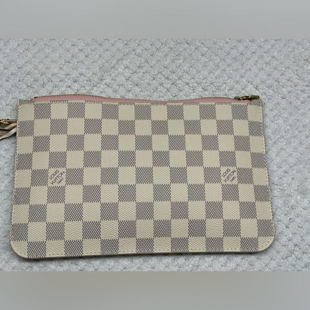 LV Pouch Damier Azur from special edition Neverfull braided strap